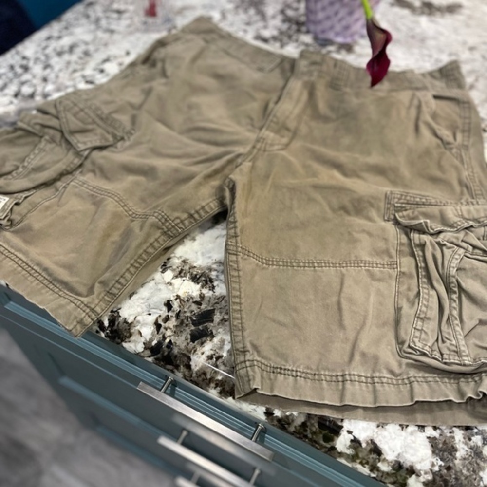 Levi's Men's Cargo Shorts - Khaki